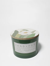 White Flowers 12 oz scented candle